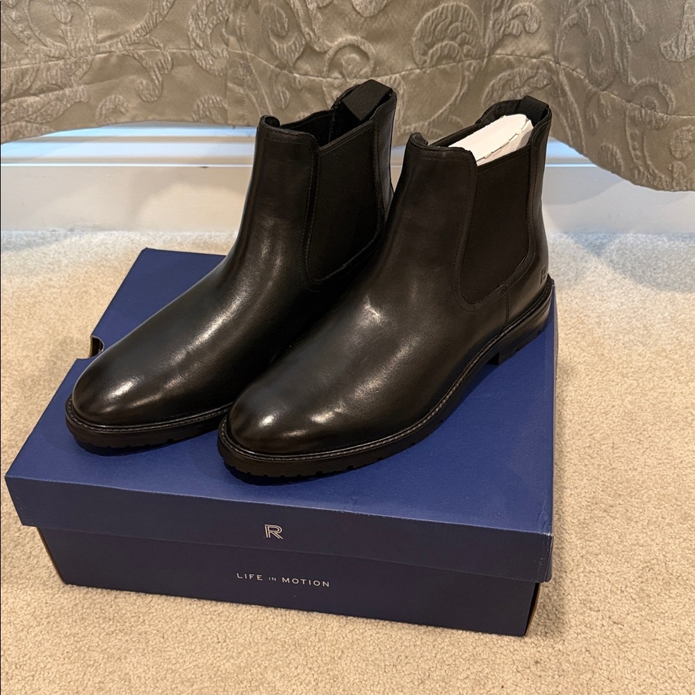 Black Leather Chelsea Boots